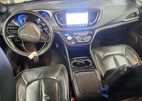 2021 Chrysler Pacifica Limited from USA, damaged, VIN 2C4RC3GG9MR536928